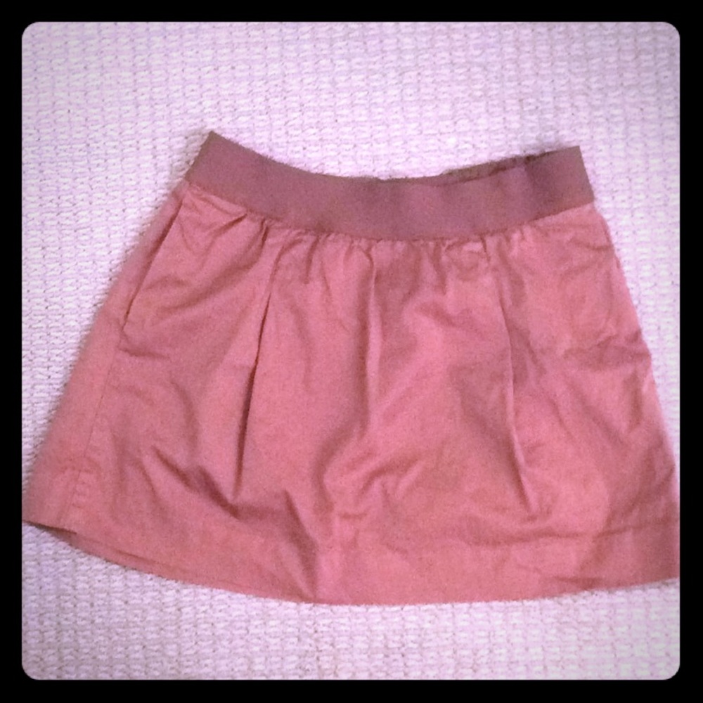 J.Crew mini skirt (mauve) Size 2 - EUC